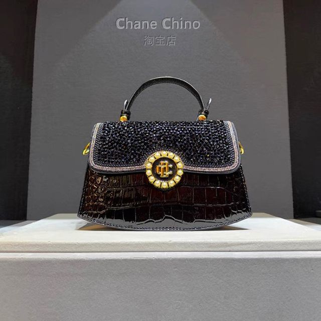 T&uacute;i x&aacute;ch nữ d&aacute;ng thuyền IT Fashion