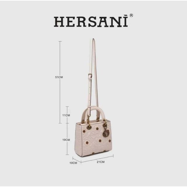 T&uacute;i x&aacute;ch nữ HERSANI c&oacute; nhiều chi tiết đẹp mắt
