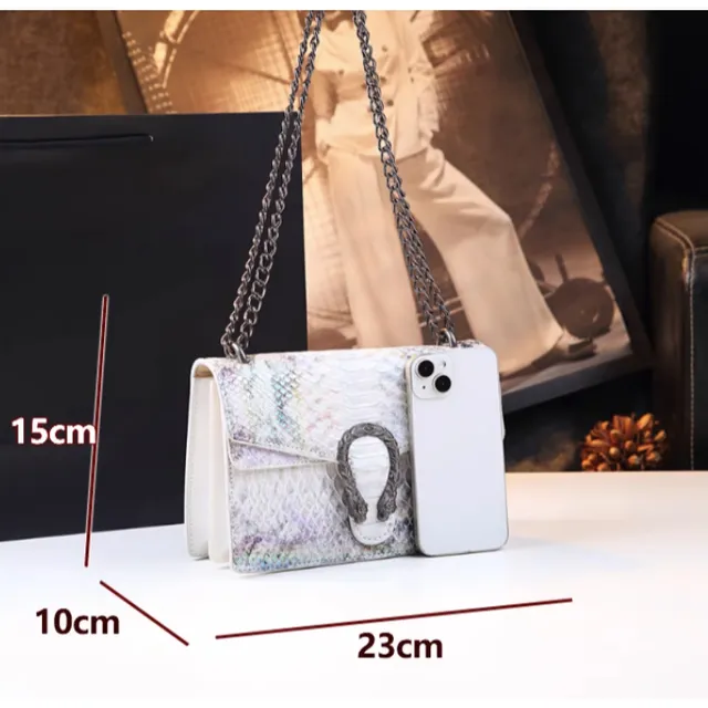 T&uacute;i đeo vai họa tiết Đầu rồng X&agrave; Cừ Nhiều M&agrave;u Size 23