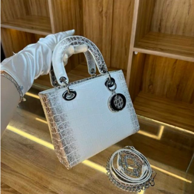 T&uacute;i Đ&igrave; &ocirc; Bạch Tạng size 20