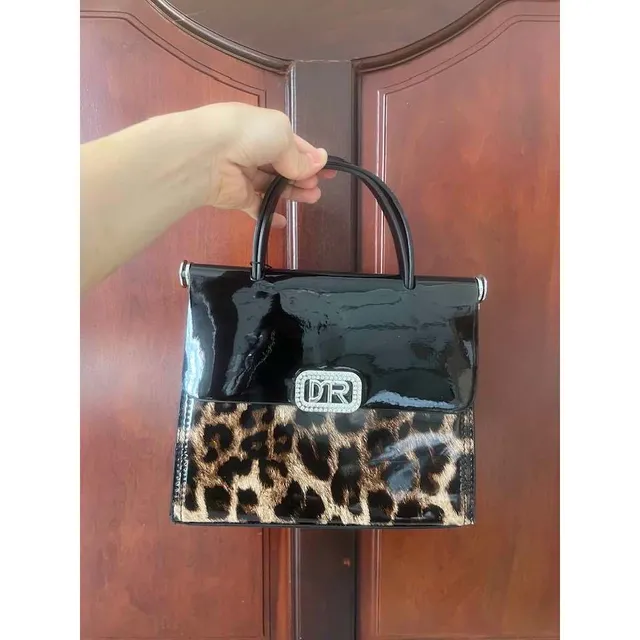 T&uacute;i x&aacute;ch Nữ d&aacute;ng cầm tay size 25 da b&oacute;ng sang trọng