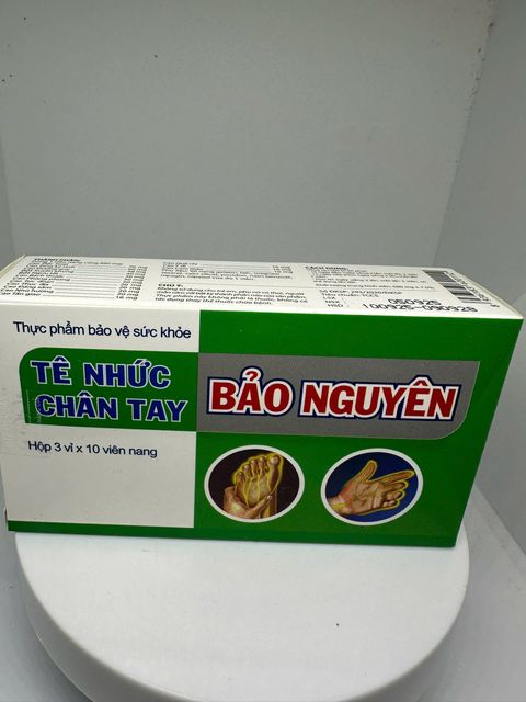 T&ecirc; nhức ch&acirc;n tay Bảo Nguy&ecirc;n 1