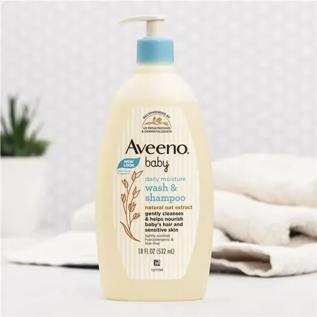 Sữa tắm gội Aveeno Baby Daily Moisture