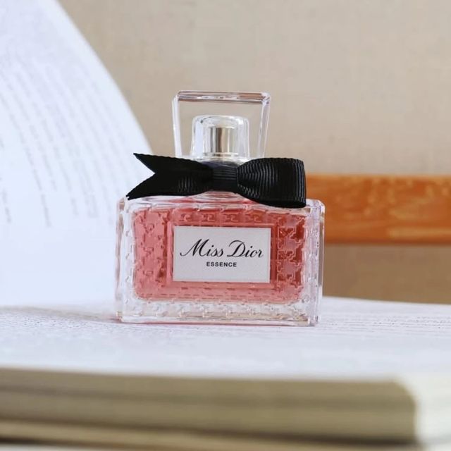 Nước Hoa Nữ Miss Dior Essence De Parfum