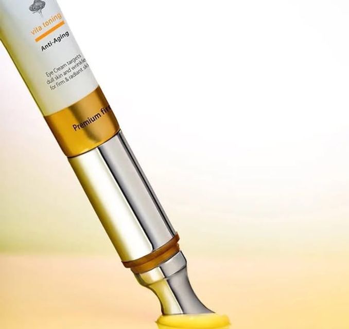 Kem mắt D’Alba Galvanic Wrinkle Eye Cream