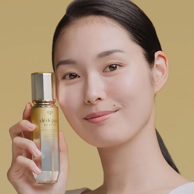 Clé De Peau Firming Serum