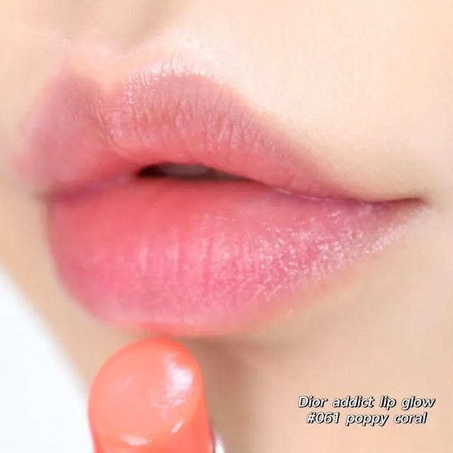 Son Dưỡng Dior Addict Lip Glow 061 Poppy Coral