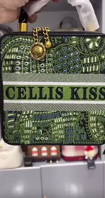 T&uacute;i x&aacute;ch nữ CELLIS KISS