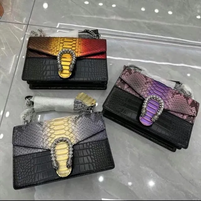 T&uacute;i x&aacute;ch Đầu rồng QCCC