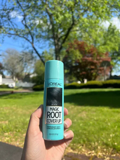 Xịt Phủ Ch&acirc;n T&oacute;c Bạc L'Oreal Magic Root Cover Up 57g