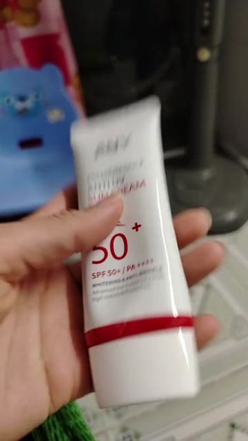 Kem Chống Nắng N&acirc;ng T&ocirc;ng ANY Premium Golf Anti UV Sun Cream Tone Up SPF50++ 60ml