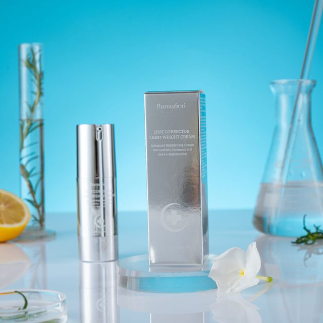 Pharmaform Spot Corrector Light Weight Cream