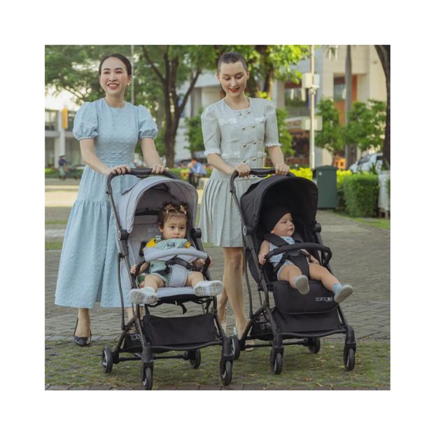 Xe đẩy du lịch c&oacute; thể gấp gọn