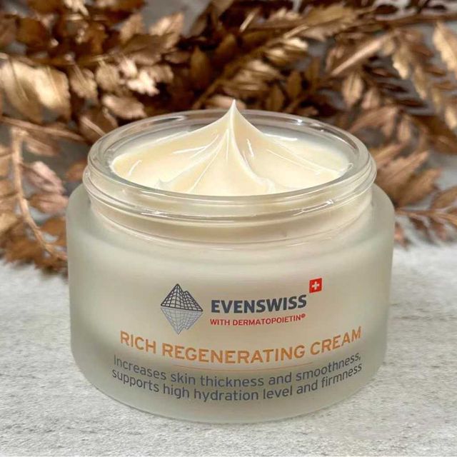 Kem dưỡng Evenswiss Rich Regenerating Cream 10ml