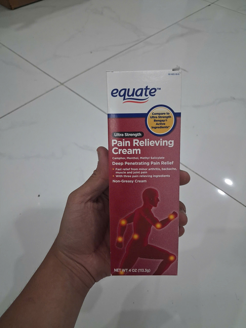 Kem xoa b&oacute;p Equate Pain Relieving Cream