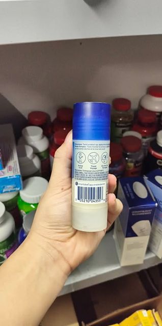 S&aacute;p Dưỡng Ẩm Vaseline Dạng Lăn 40g