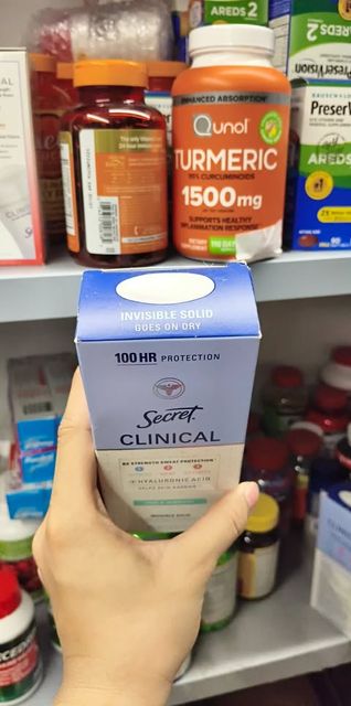 Lăn khử m&ugrave;i Secret Clinical Clear Gel 73g