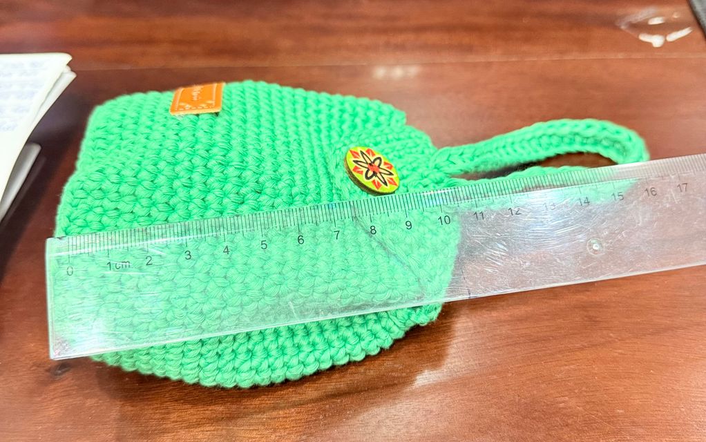 V&iacute; mini l&agrave;m bằng len