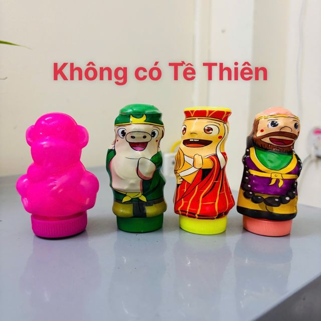 Kẹo sữa ong ch&uacute;a h&igrave;nh thầy tr&ograve; T&acirc;y du k&yacute;
