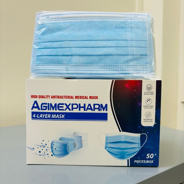 Khẩu trang kh&aacute;ng khuẩn 4 lớp