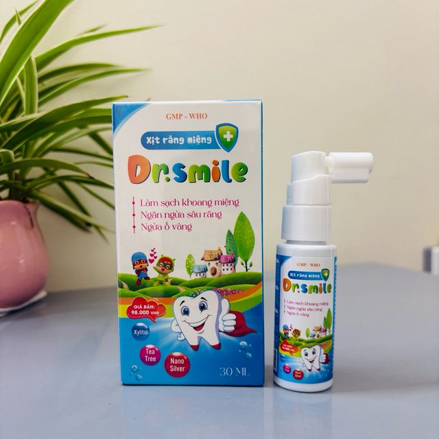 Xịt s&acirc;u răng sản phẩm thảm thực cho em b&eacute; DR.SMILE