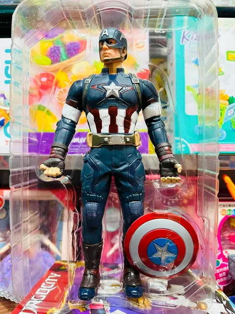 Đồ chơi Captain America trong hộp