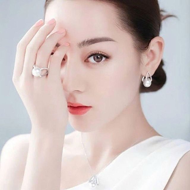 Nước Uống Trắng Da Shiseido