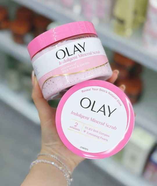 Tẩy tế bào cngừng hẳn OLAY MINERAL SCRUB