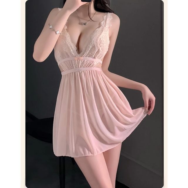 V&aacute;y Ngủ Sexy Ren Xuy&ecirc;n Thấu D&aacute;ng Xo&egrave;