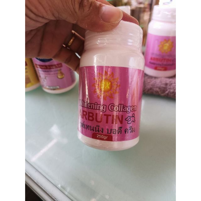 Kem K&iacute;ch Trắng Body Arbutin v&agrave; Collagen
