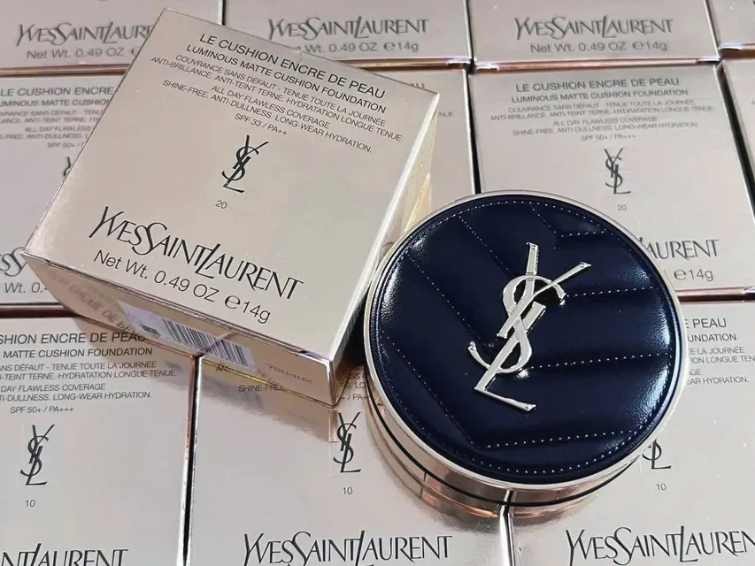 Phấn nước YSL cushion số 20 vỏ đen