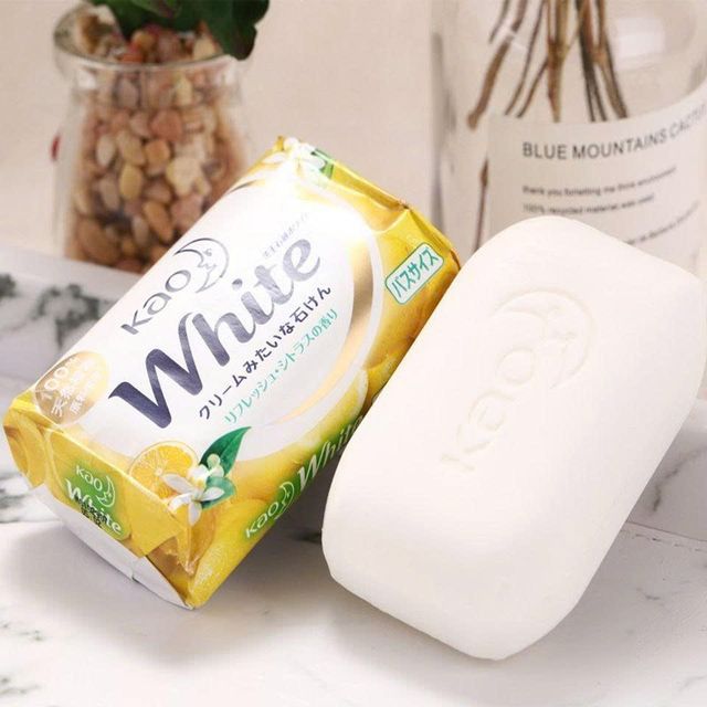 X&agrave; ph&ograve;ng Kao White Nhật 130g