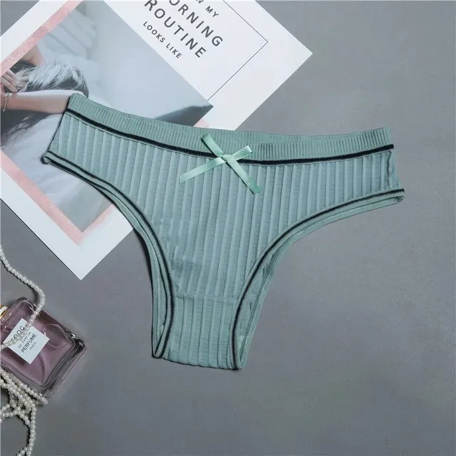 Quần l&oacute;t nữ thời trang