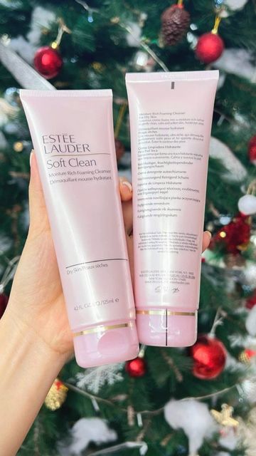 Sữa rửa mặt Estee Lauder hồng 100ml (da khô)