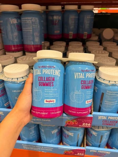 VITAL PROTEINS COLLAGEN GUMMIES - Hương vị tr&aacute;i c&acirc;y