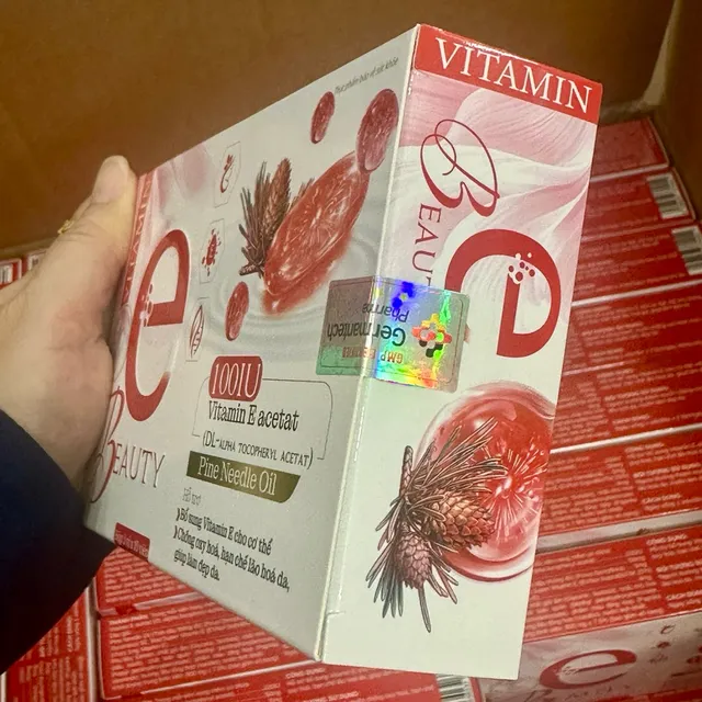 Vi&ecirc;n Vitamin E đỏ tinh dầu th&ocirc;ng đỏ dầu gấc