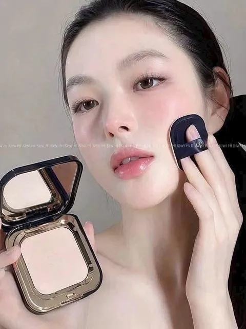 Phấn phủ Cle depeau