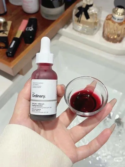 The Ordinary AHA 30% + BHA 2% Peeling Solution