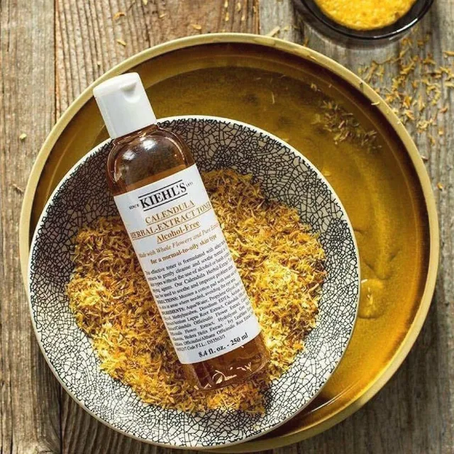 Nước Hoa Hồng Kiehl'S Toner Hoa Cúc Calendula Herbal Extract Alcohol-Free 250ml