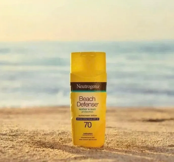 Kem Chống Nắng Neutrogena Beach Defense
