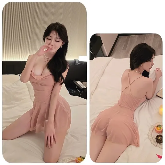 V&aacute;y Ngủ Ren Xuy&ecirc;n Thấu Cổ Đổ K&egrave;m Chip