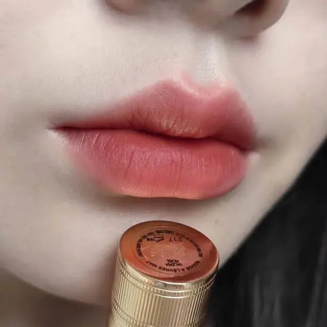 Son Gucci 217 Valeria Rose Hồng Cam Đất