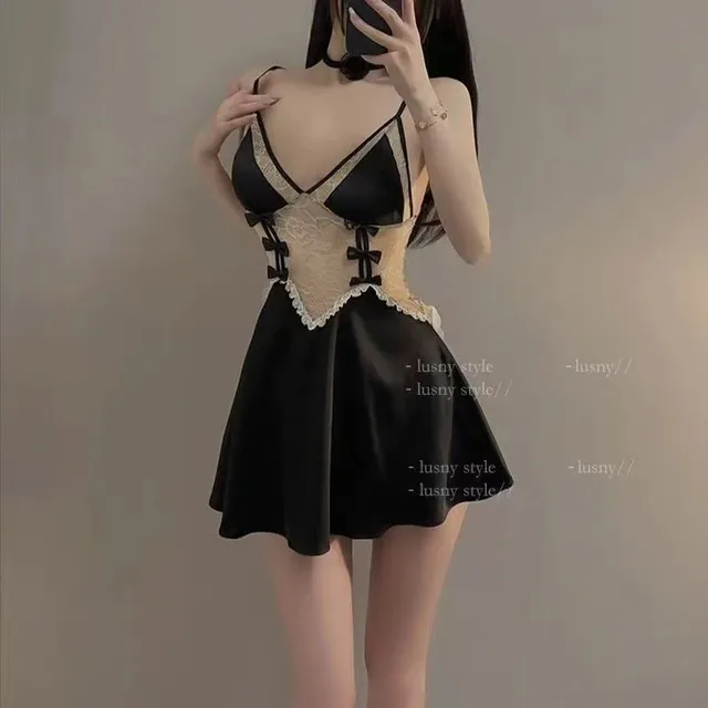 V&aacute;y Ngủ Sexy Phối Ren Ngực Hở Lưng Gợi Cảm Xinh Y&ecirc;u Đầm Lụa 2s