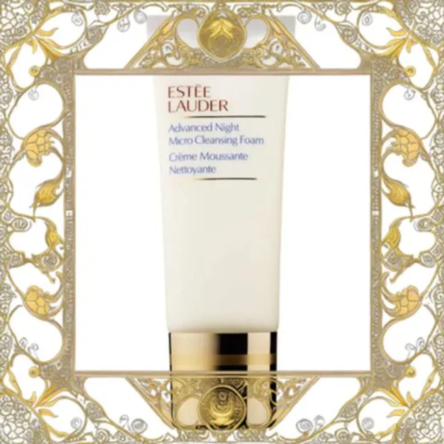 Sữa Rửa Mặt Tạo Bọt Est&eacute;e Lauder