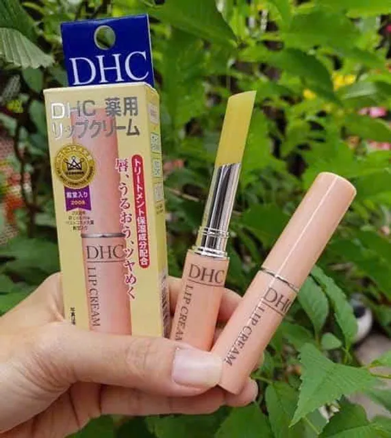 Son dưỡng cấp ẩm giảm th&acirc;m m&ocirc;i 3
