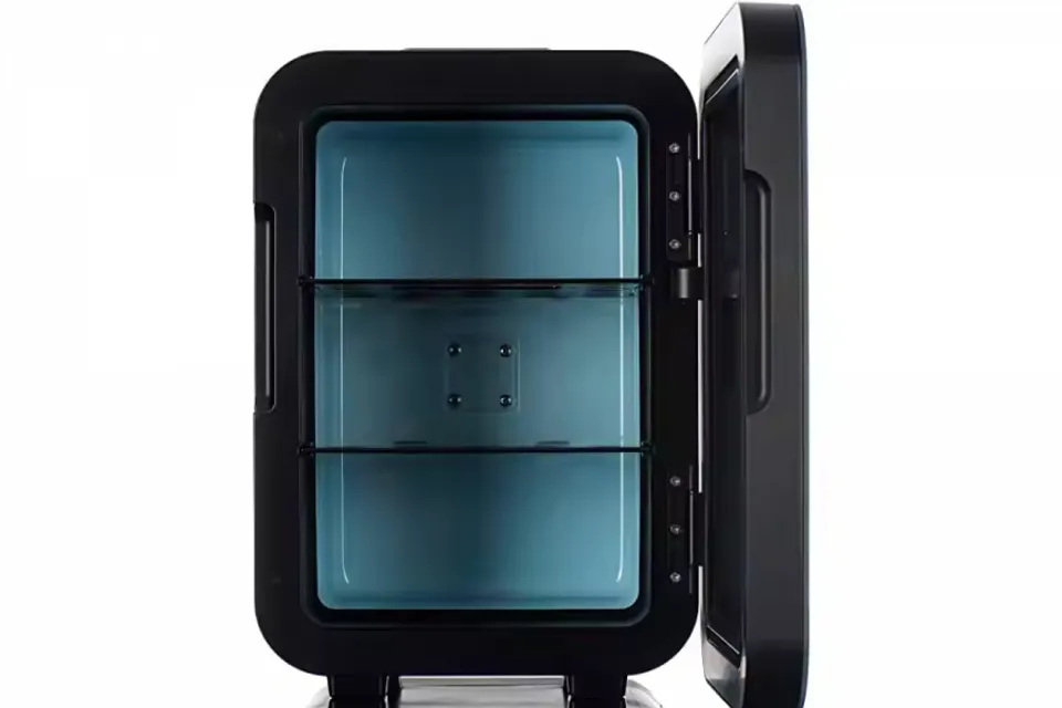 Dễ d&agrave;ng nối ống sữa v&agrave;o m&aacute;y pha c&agrave; ph&ecirc;, Tủ lạnh Kalerm KCB10T
