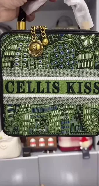 T&uacute;i x&aacute;ch nữ CELLIS KISS