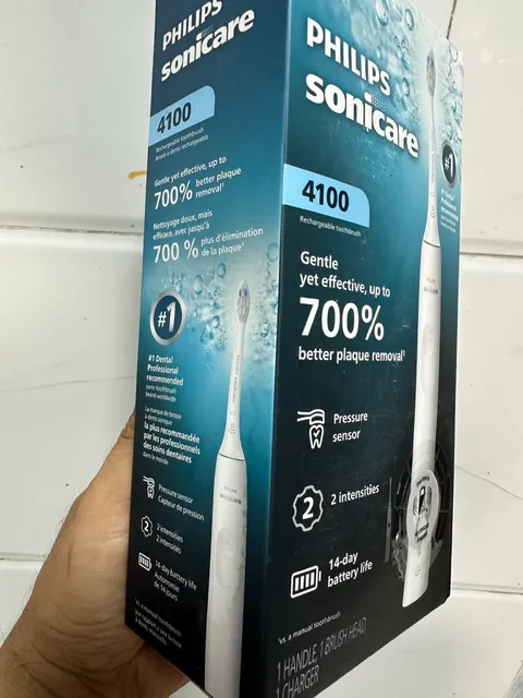 B&agrave;n chải điện PHILIPS SONICARE 4100