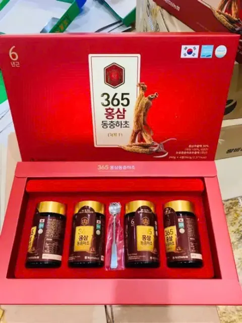 Lọ Cao Hồng S&acirc;m Đ&ocirc;ng Tr&ugrave;ng Hạ Thảo
