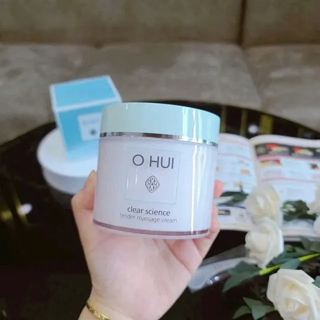 Kem Dưỡng Ẩm Trắng Da Ohui